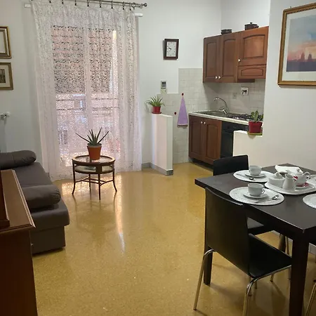 Apartman Giannicolense Cozy Comfy House In Center
