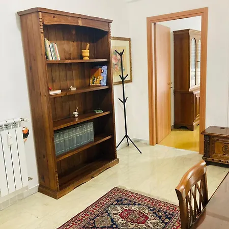 Apartman Giannicolense Cozy Comfy House In Center Róma